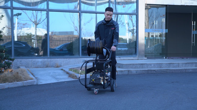 工業(yè)管道疏通機(jī)用途