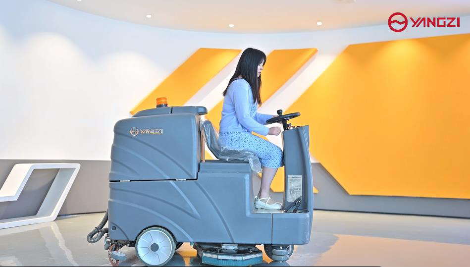 洗地車有電不走什么原因